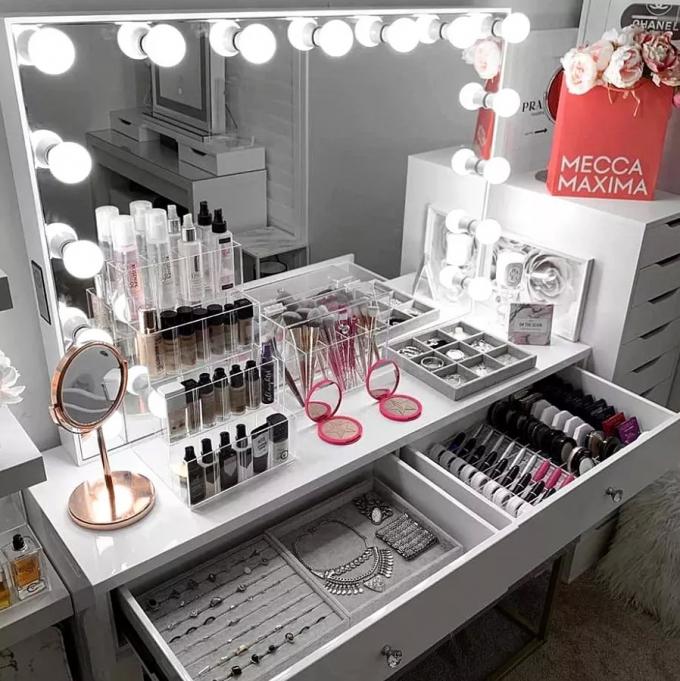 Modernes Design Eiche Make-up Tisch mit beleuchteten Spiegel Schrank 9