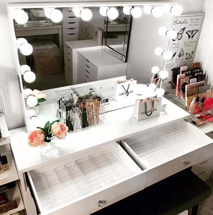 Modernes Design Eiche Make-up Tisch mit beleuchteten Spiegel Schrank 10