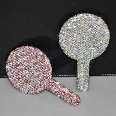 Lichtrosa Kreis Strass-Spiegel für On-the-Go-Touch-Ups und Make-up-Anwendung
