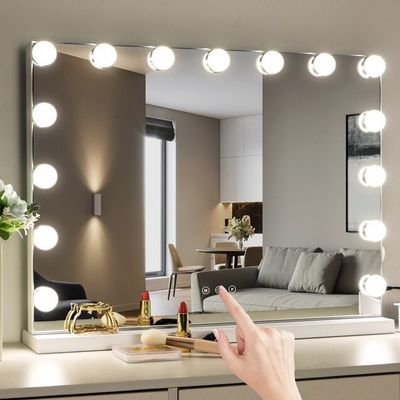 Großer Hollywood-Spiegel und 50x vergrößerte Lichter für Make-up